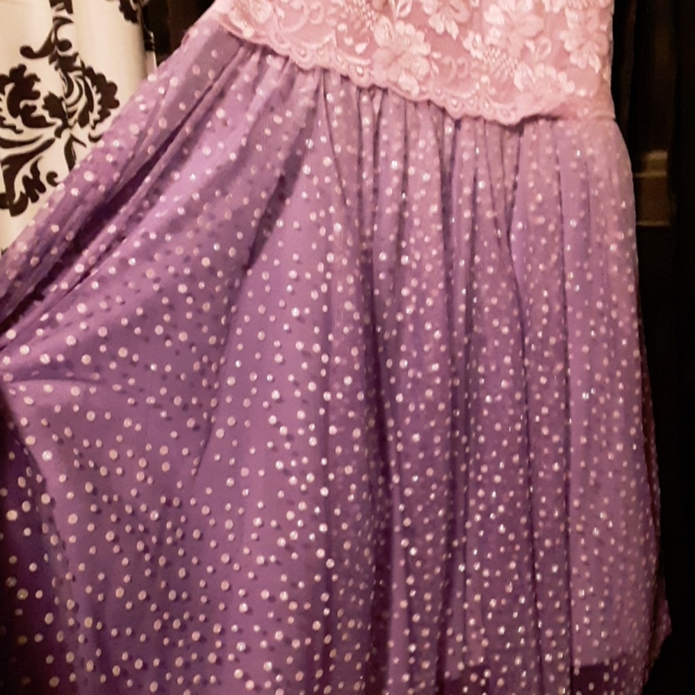 Dress - Picture 3 of 4